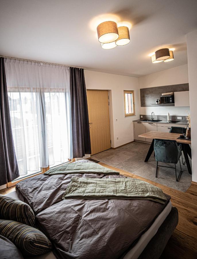 Gober & Freinbichler Weine Von Hand Horitschon Exteriér fotografie